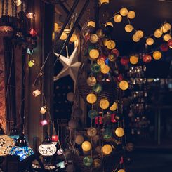 O Nata Lux: toelichting
