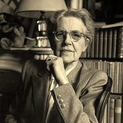Qui est Nadia Boulanger ?